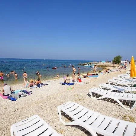Holiday home In With Terrace, Air Conditioning, W-lan, Washing Machine 4928-11 Porec