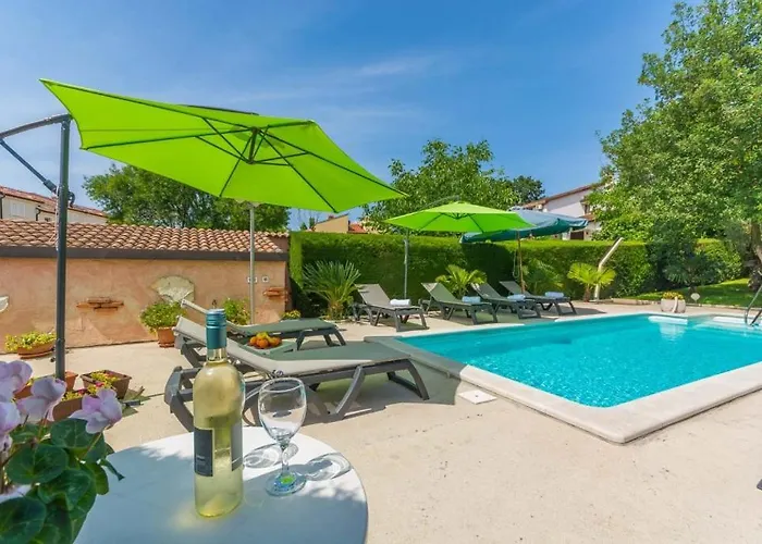 In With Terrace, Air Conditioning, W-lan, Washing Machine 4928-11 펜션